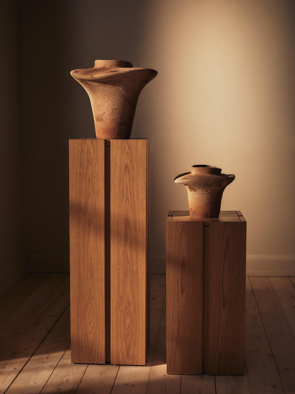 Evio Vase - Large - Burnt Umber
