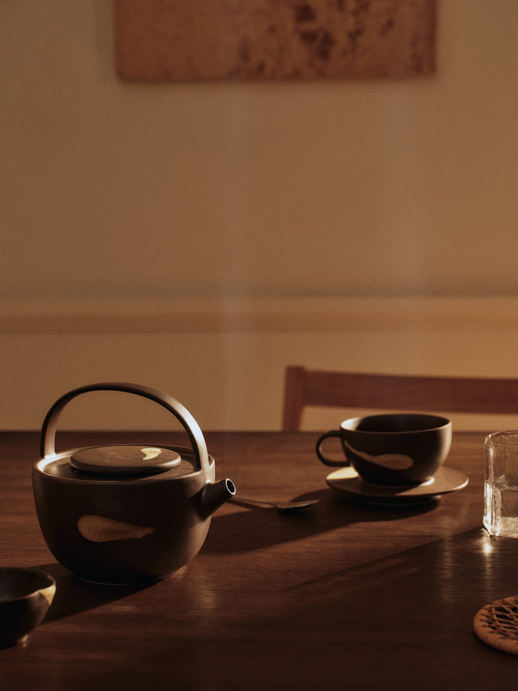 Koyo Cup with Saucer - Dark Brown/Buff