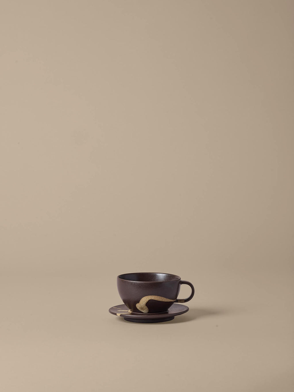 Koyo Cup with Saucer - Dark Brown/Buff