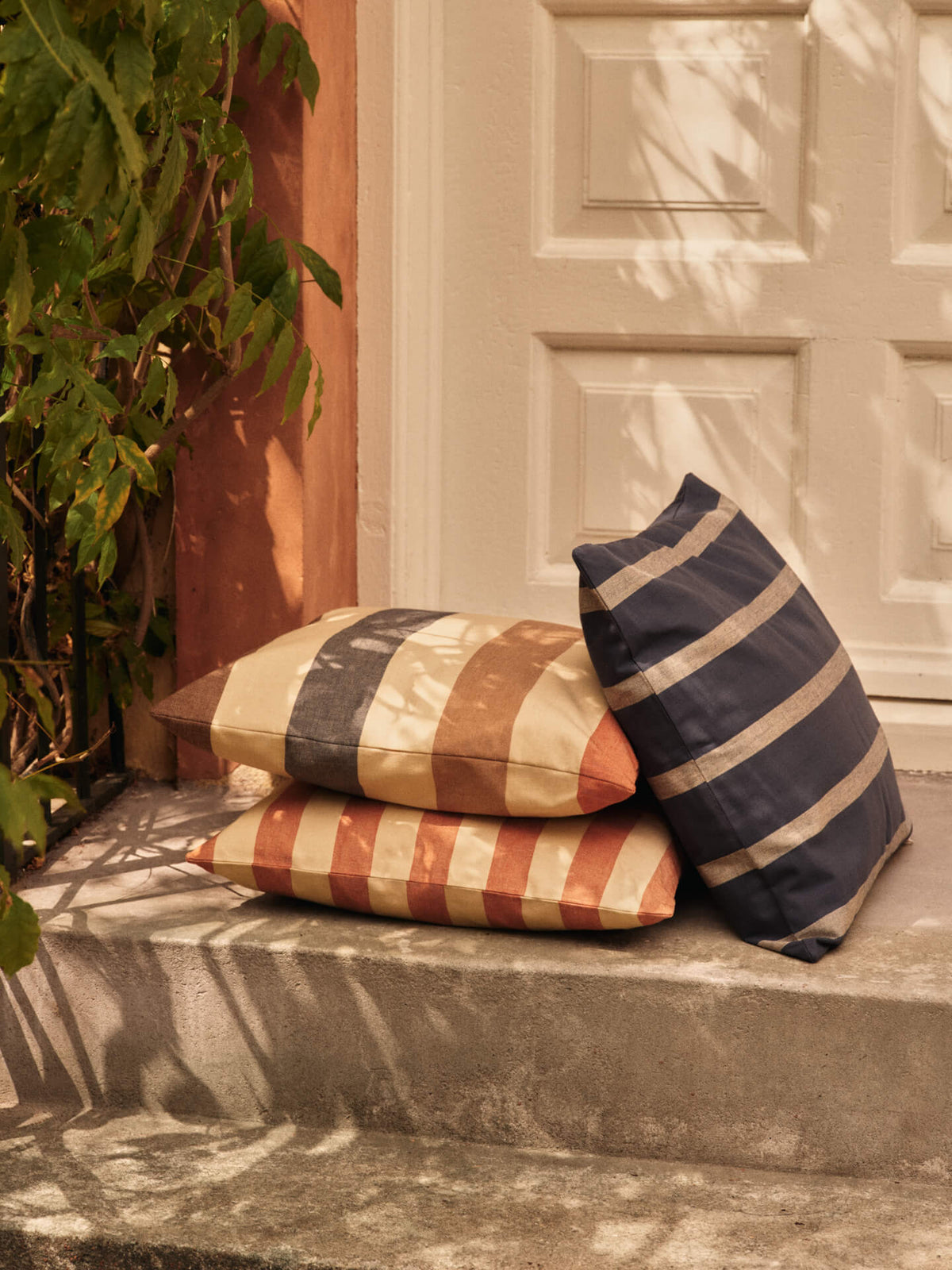 Strand Outdoor Cushion - Burnt Ochre/Parchment