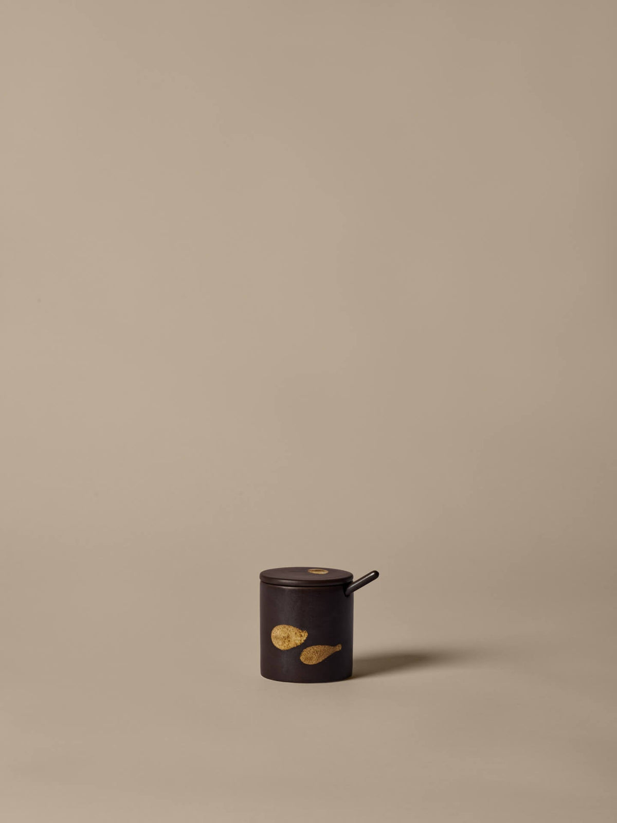 Koyo Jar with Spoon - Dark Brown/Buff