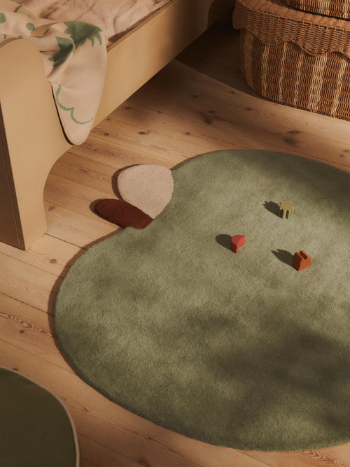 Apple Tufted Rug - Tea Green