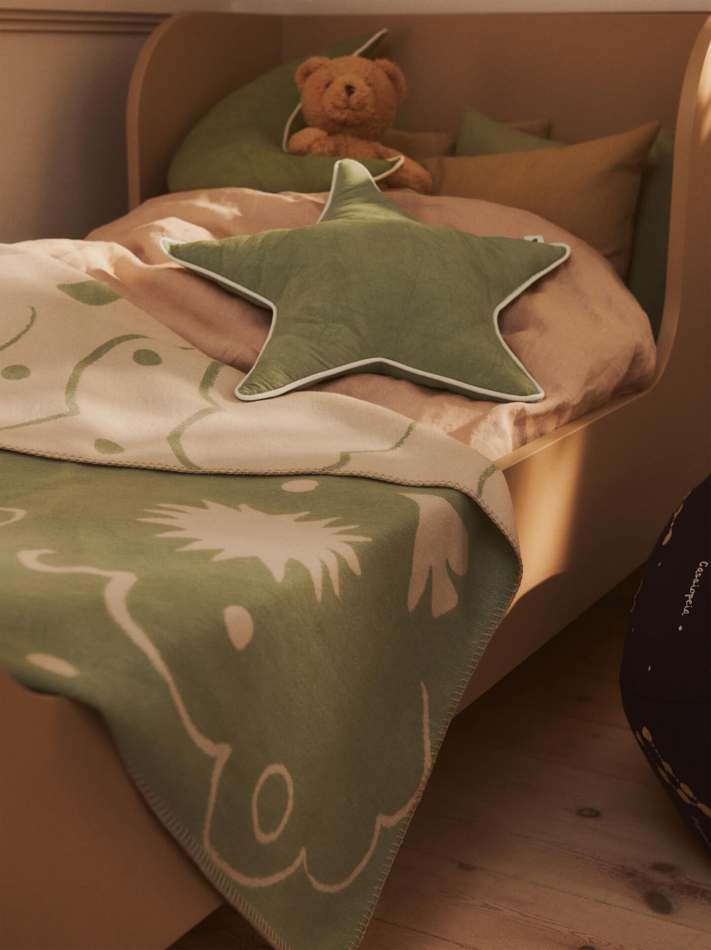 Star Cushion - Tea Green