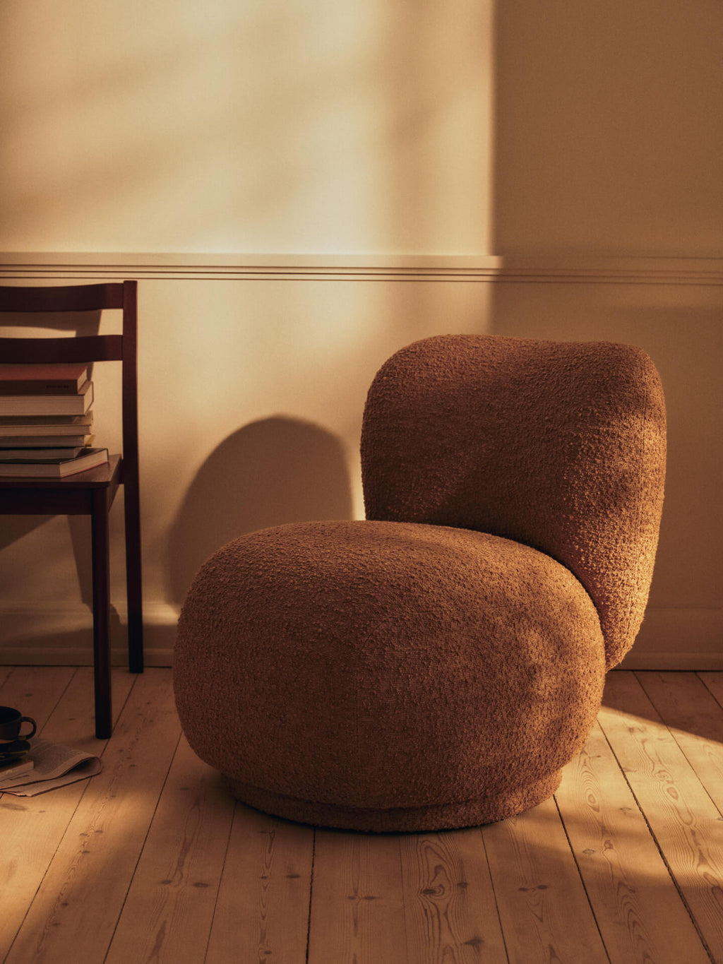 Rico Piccolo Lounge Chair - Raw Bouclé - Tan - US