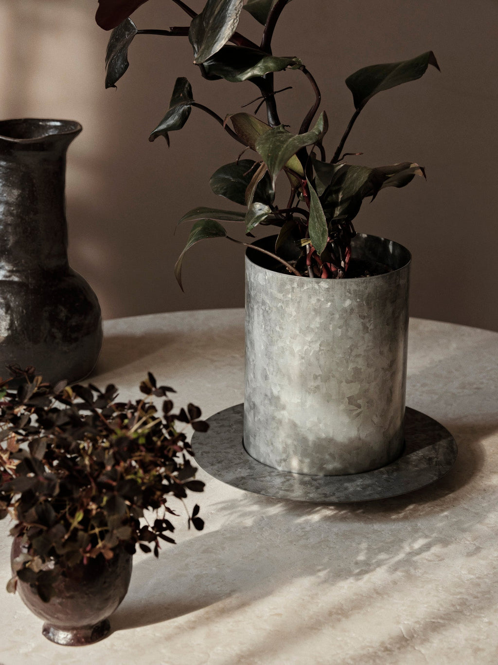 Auran Pot - Galvanized