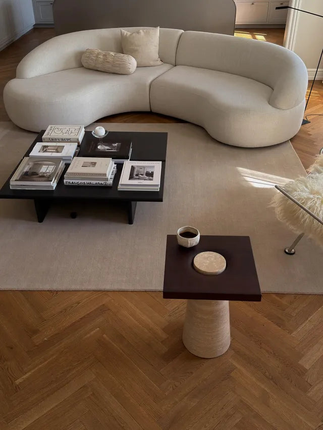QmamvDs community interior